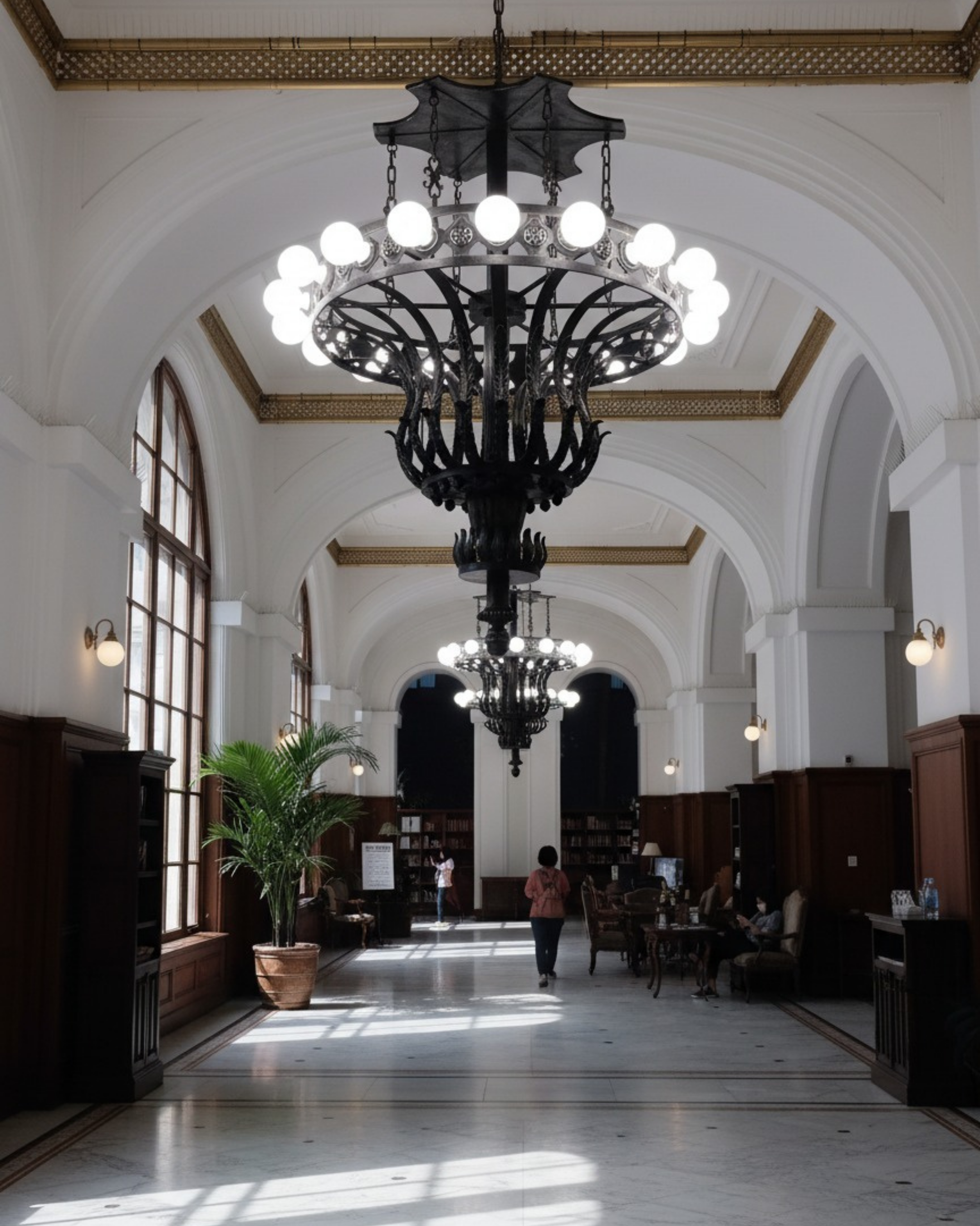 Imperial black and brass chandelier – heritage-inspired luxury lighting fixture