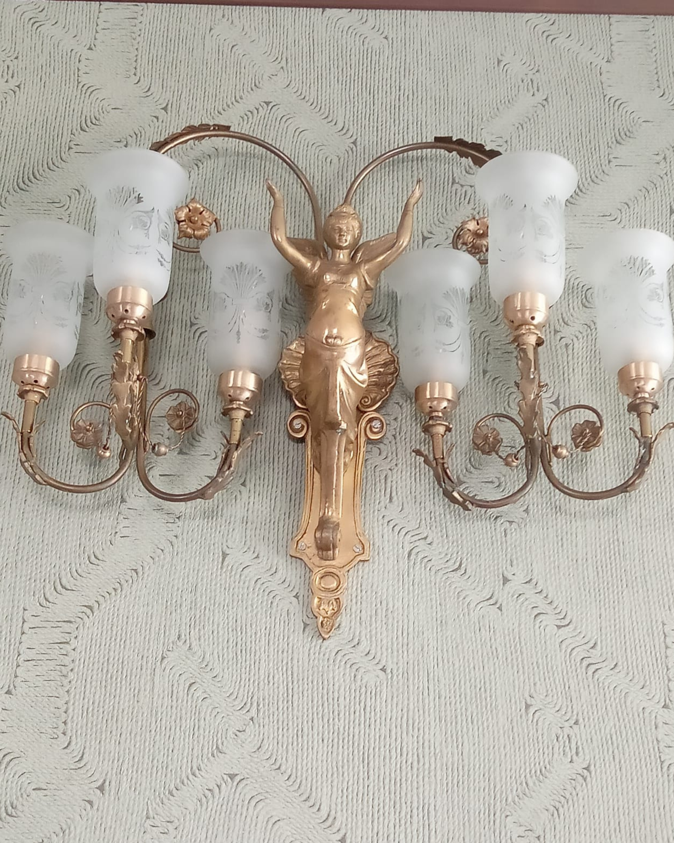Angel Aura Brass Wall Light